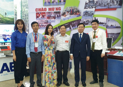 Triển lãm Thành tựu khoa học ứng dụng khí tượng thủy văn trong dự báo, cảnh báo phục vụ phát triển kinh tế - xã hội - kỉ niệm 75 năm ngày truyền thống ngành Khí tượng Thủy văn Việt Nam